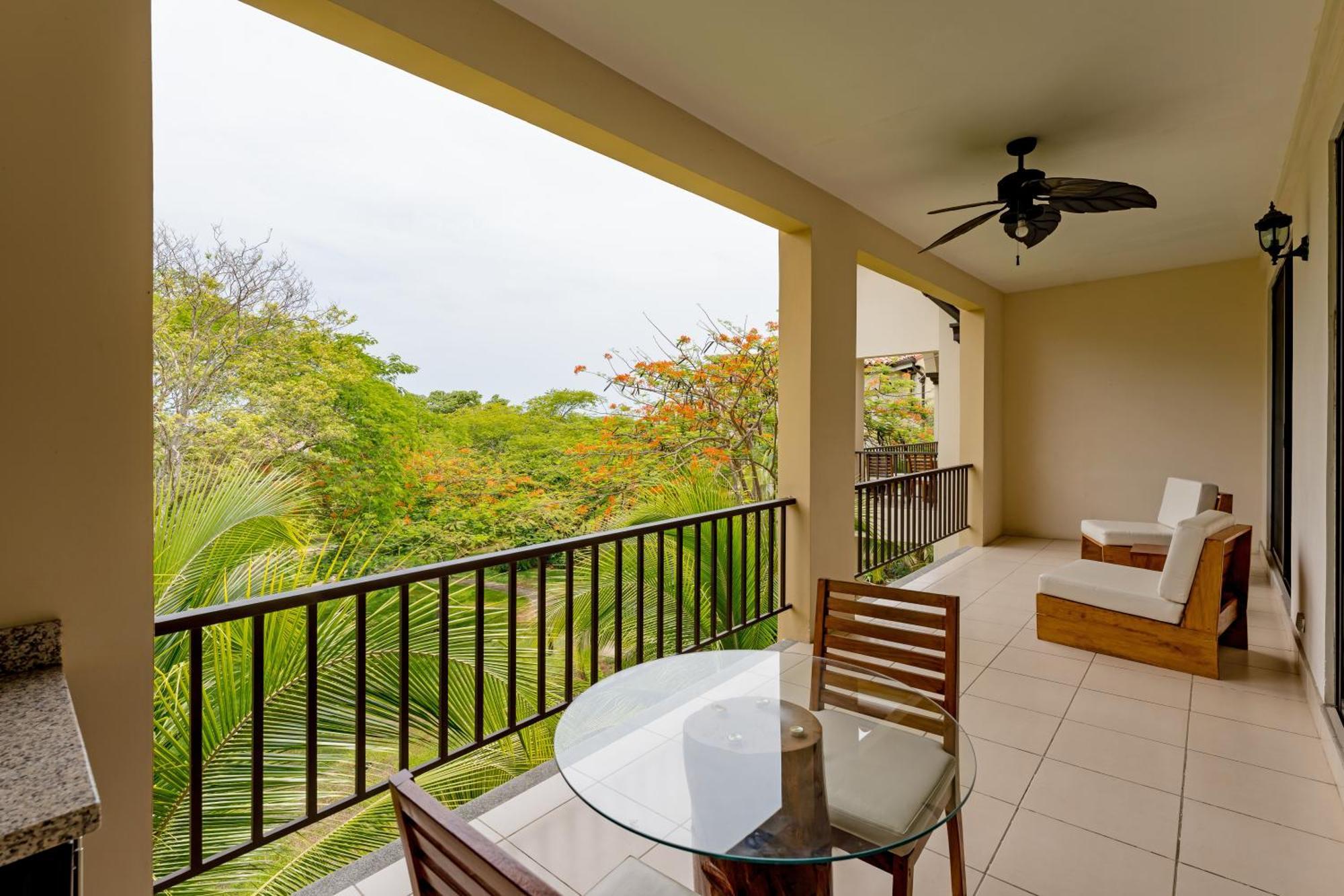 Coco Breeze Private Residence Bagian luar foto