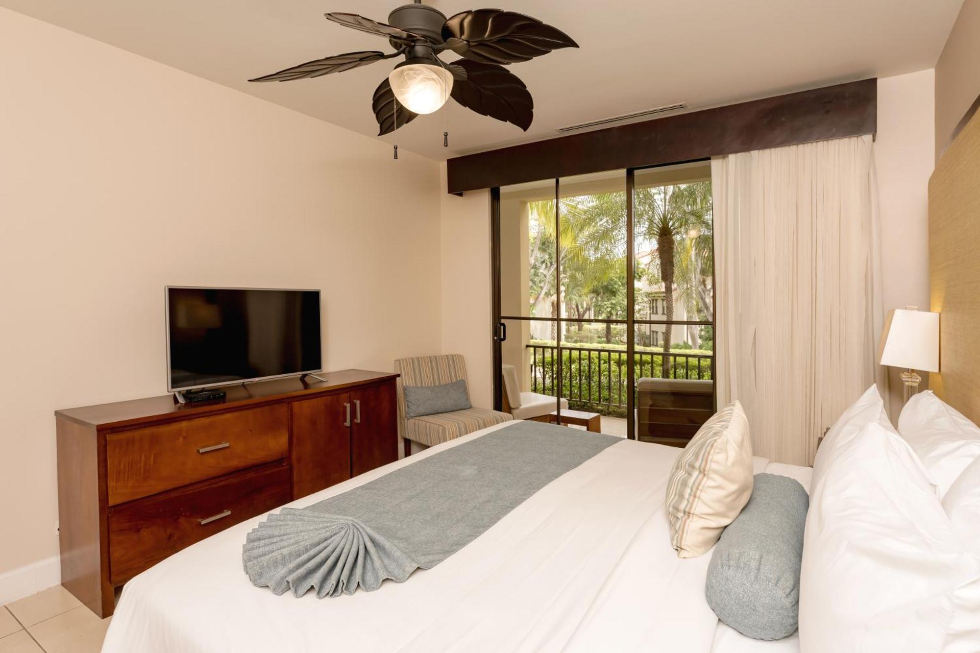 Coco Breeze Private Residence Bagian luar foto